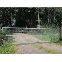 Porte prairie en metal avec remplissage M50
