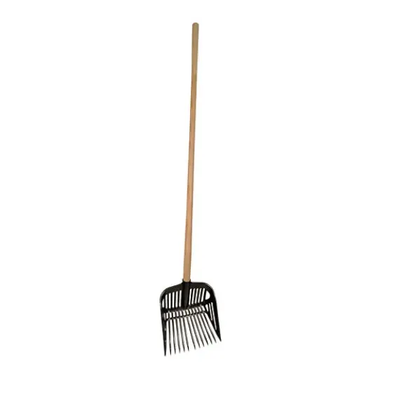 Mestvork versterkt met houten steel